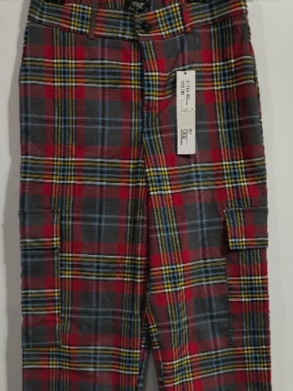 Body By Us Red Plaid Tapered Leg Cargo Side Pockets Pant Women's Small NWT